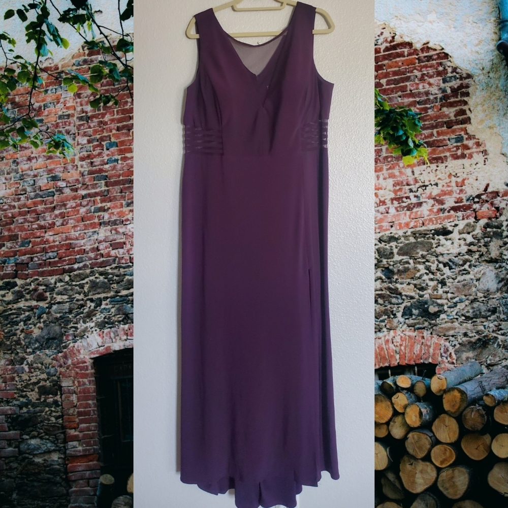 MORGAN & CO: Formal Dress